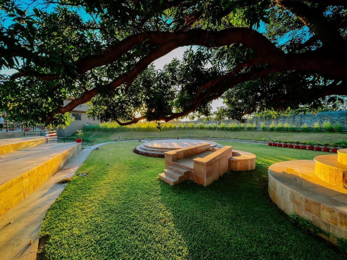 Aamaghati Wildlife Resort, Ranthambore Saváj Madhopur Kültér fotó