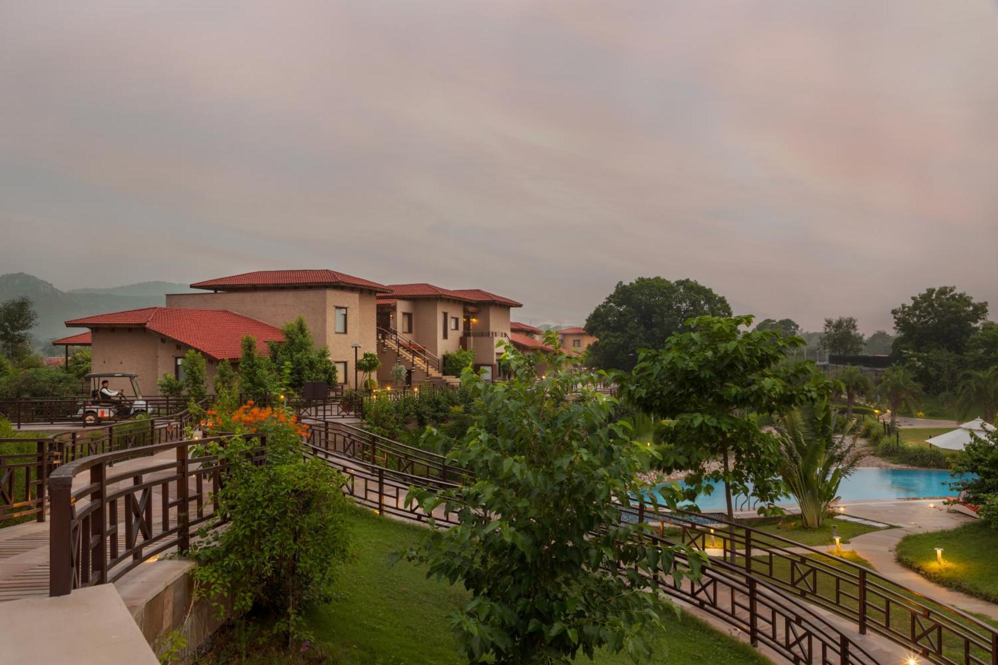 Aamaghati Wildlife Resort, Ranthambore Saváj Madhopur Kültér fotó
